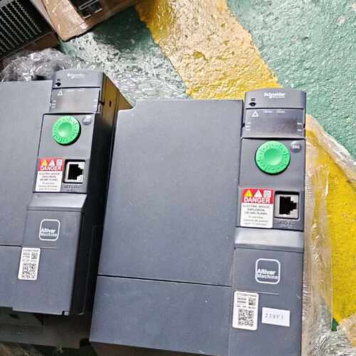 变频器ATV320U75N4B，7.5KW三相380-