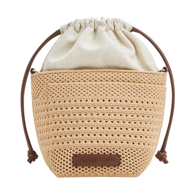 CHARLES&KEITH25秋新款CK11-10782618镂空编织抽绳手提斜挎水桶包