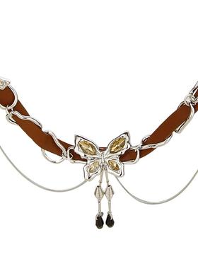 美拉德棕色皮革水晶蝴蝶项链女choker高级感颈链项圈锁骨链配饰