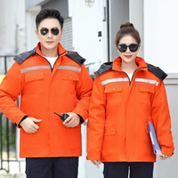 Съемный оранжевый пуховик