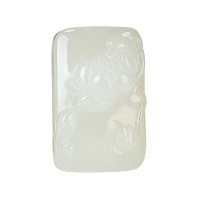 和田玉荷花吊坠女款玉坠藕粉