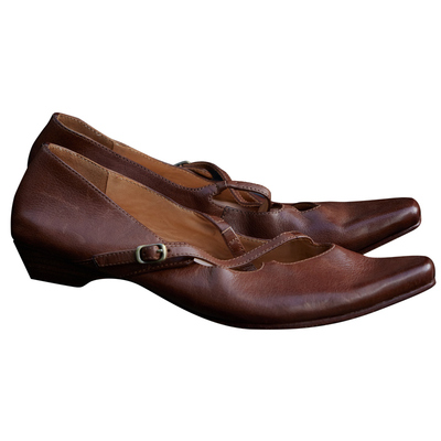 Le'Murmure水洗牛皮玛丽珍鞋