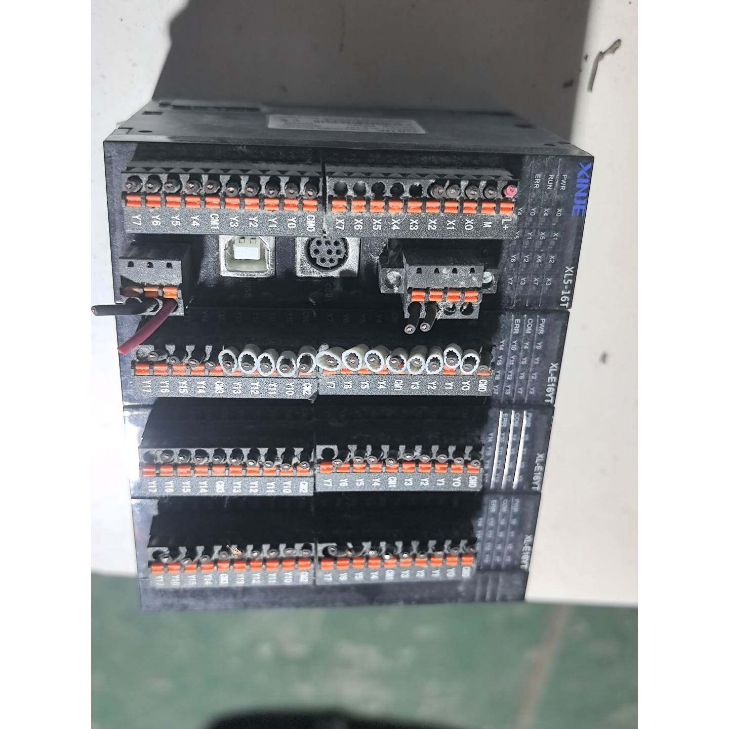议价可维修信捷PLC模块XL516TDC24V供电口罩机拆机下来的实物拍摄