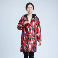 Кнопка Big Red Camouflage (Женский фонд)