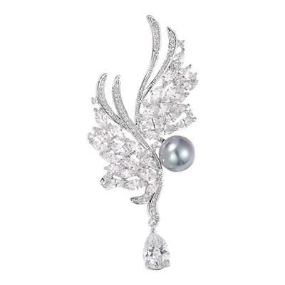 天使之翼珍珠水滴胸针