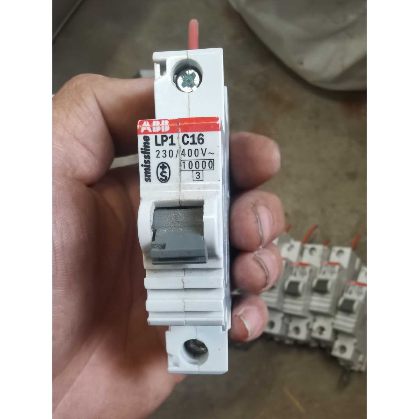 〔议价-可维修〕ABB LP1 C16空气开关 拆机件 型号LP1 C16