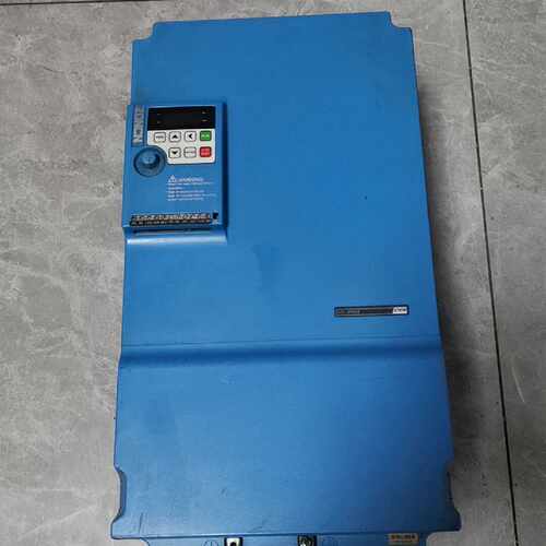 询价众辰变频器Z2400T-30GY-HD，成色不错（如图）只是