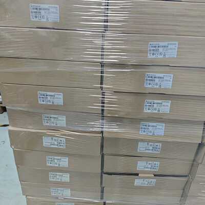 咨询后拍威纶通触摸屏cMT3075XH2，有包装盒，盒码不一致，内有