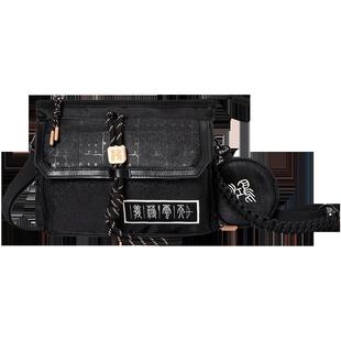 义薄云天丨鸿星尔克运动包男女国风潮流背包复古百搭休闲包单肩包