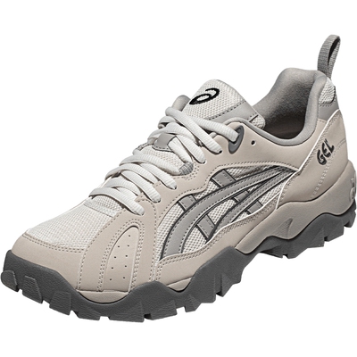 ASICS亚瑟士耐磨情侣复古休闲鞋