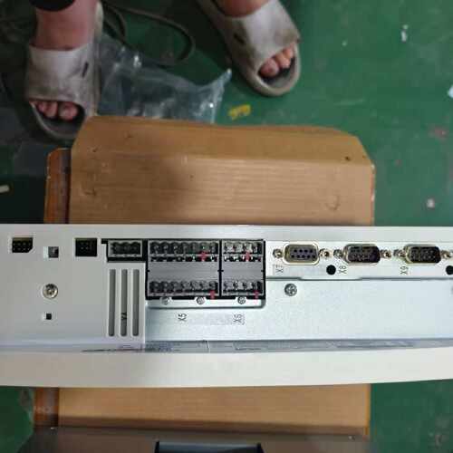 议价伦茨LENZE驱动器EVS9321/9322/9323/9324/9325/9326-ES/EP现