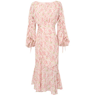 2026春装新款清新精致褶皱设计感女人鱼尾摆不对称度假女神连衣裙