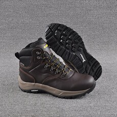 трекинговые кроссовки