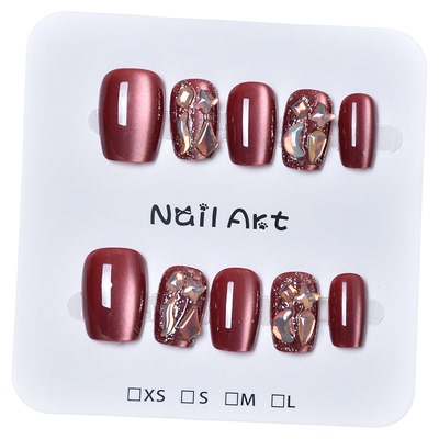 显白红色穿戴甲短款手工猫眼指甲贴片新年2026新款穿戴美甲秋冬