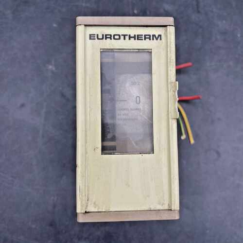 Eurotherm F63786 106028030231S4909 Temperature Controller
