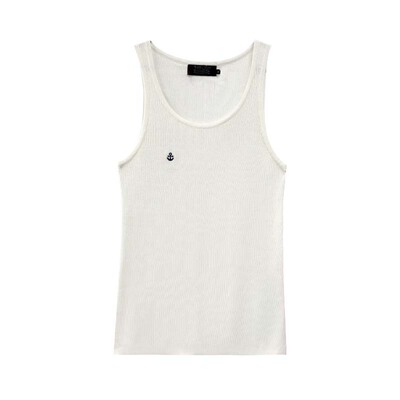 百搭米白色圆领针织背心刺绣