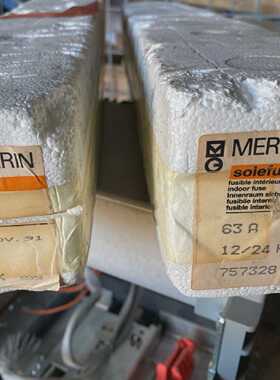 1 Pc X Fuse Circuit Breaker  MERLIN GERIN  Solefuse  63A  12