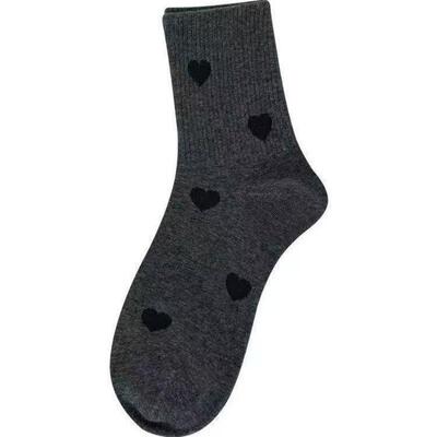 爱心袜子女中筒 ins潮百搭高颜值日系女士可爱纯色春秋款中筒新款