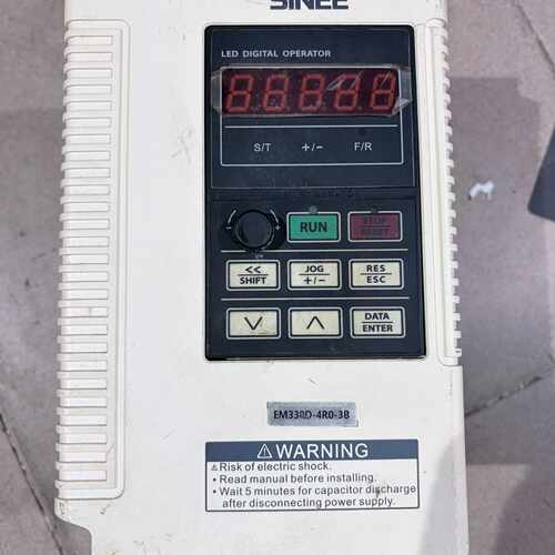 溢价-正弦变频器EM330D-4R0-3B，4kw，，实物