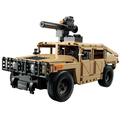 cada咔搭越野车1HUMVEE