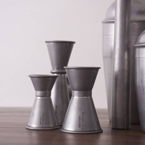 复古不锈钢调酒器鸡尾酒量杯手摇杯三段式克盎司调酒酒壶杯雪调酒