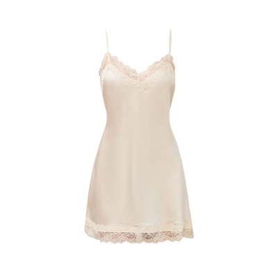 DPLAYSWEET法式性感纯欲风缎面蕾丝冰丝吊带睡裙短款睡衣女2025年