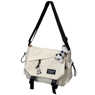 日系原宿复古工装斜挎包男韩版少女学生单肩邮差包大容量百搭背包