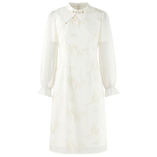 秋水伊人优雅气质盘扣国风裙子2026年春季新款立领时尚斜襟连衣裙