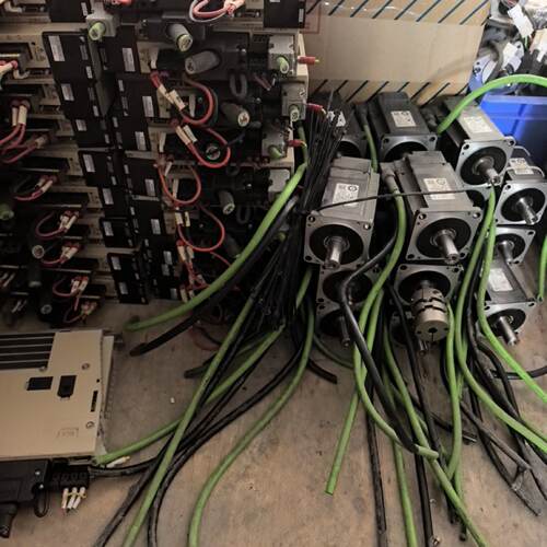 议价Yaskawa Servo Driver  Motor Kit Sgdv-2R8ad1a00200适用