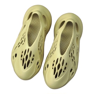 adidas originals Yeezy Foam Runner 男女同款黄色洞洞鞋 GV6775