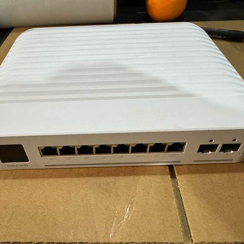 #交换机UBNT优倍快 USW-pro-8-PoE 8口PO议价