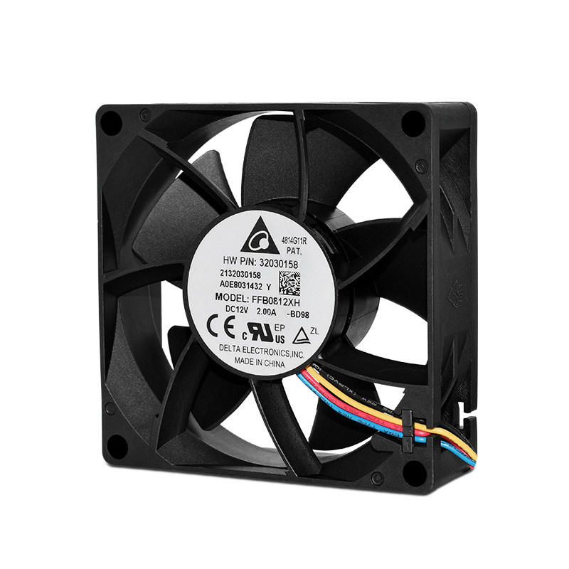 8025暴力12V双滚珠pwm调速风扇2A