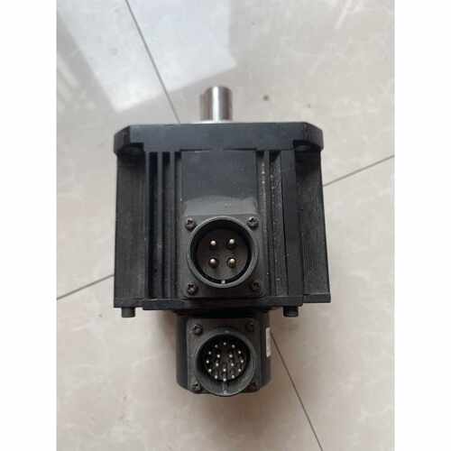 【询价】华驱伺服电机1.5kw 型号HQMD4-15LZ2 成色不错适用