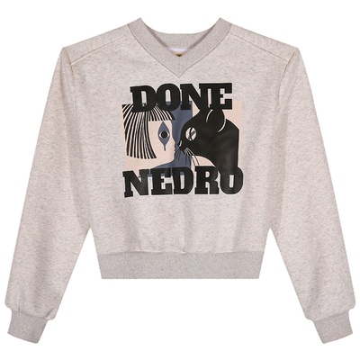 落落狷介灰色加绒卫衣女