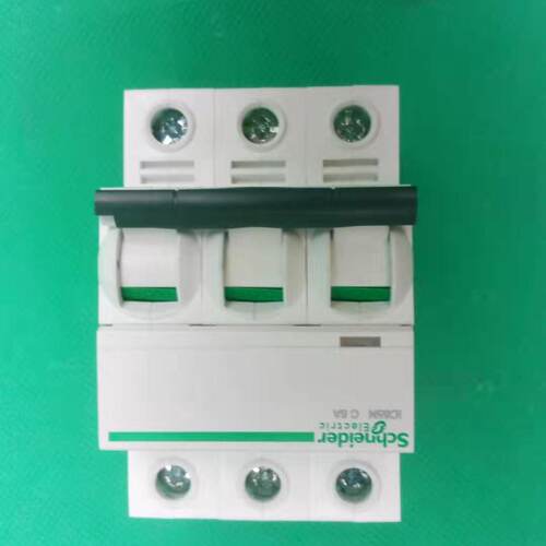 议价A9F18316原装正品施耐德小型断路器IC65N 3P C16A