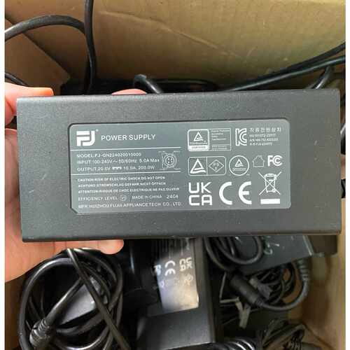溢价-福佳电源适配器型号FJGN22402001000020V