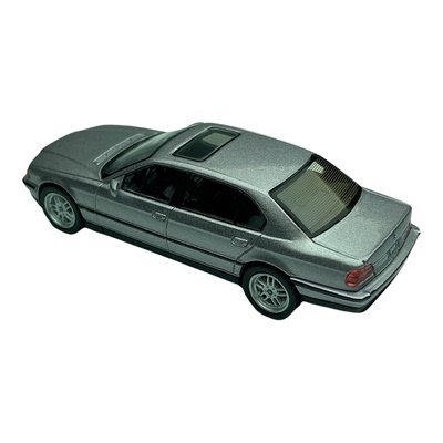 现货 MINIGT 1:64 792 宝马750IL Aspen Silver Metallic合金车模