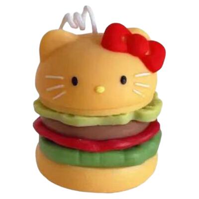 装扮成汉堡的Kitty小蛋糕