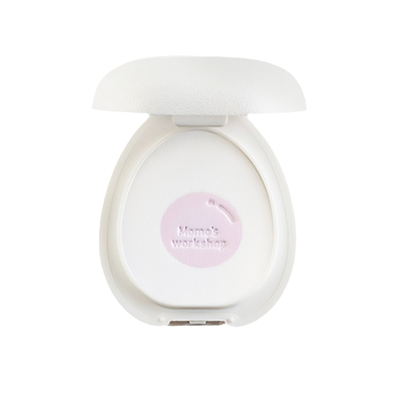 双色夹心粉饼，不假白自然妆效