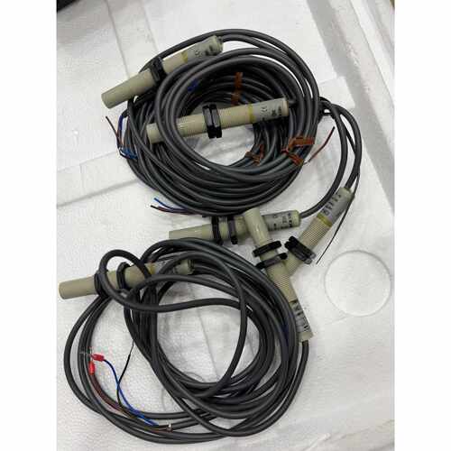 询价E2K-X4ME2电容式接近开关，，线长2