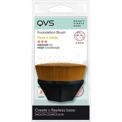 【屈臣氏】qvs无痕粉底刷底妆