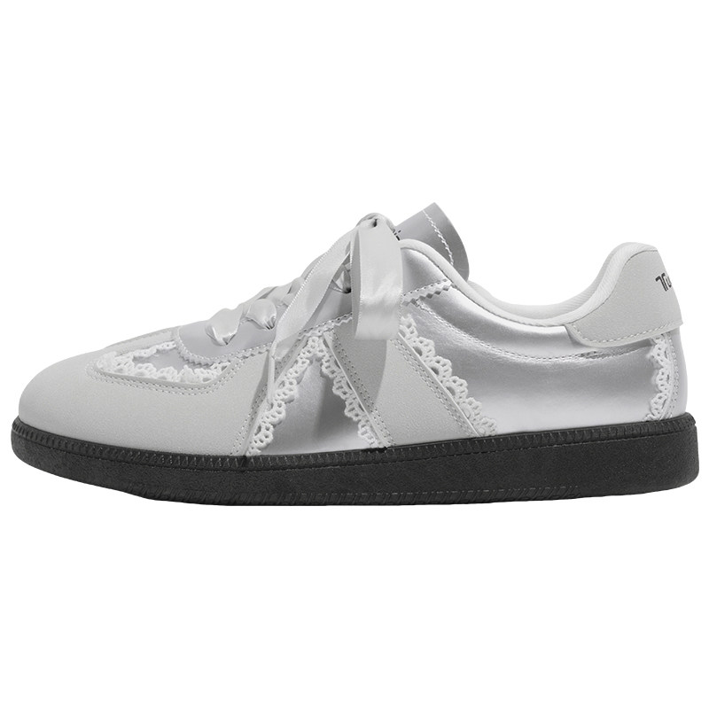 鮀品银色德训鞋女芭蕾风运动板鞋