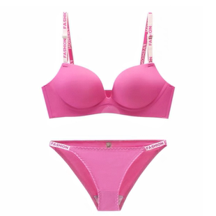 深巷归人无痕字母内衣女小胸聚拢无钢圈夏薄文胸罩套装性感显大黑