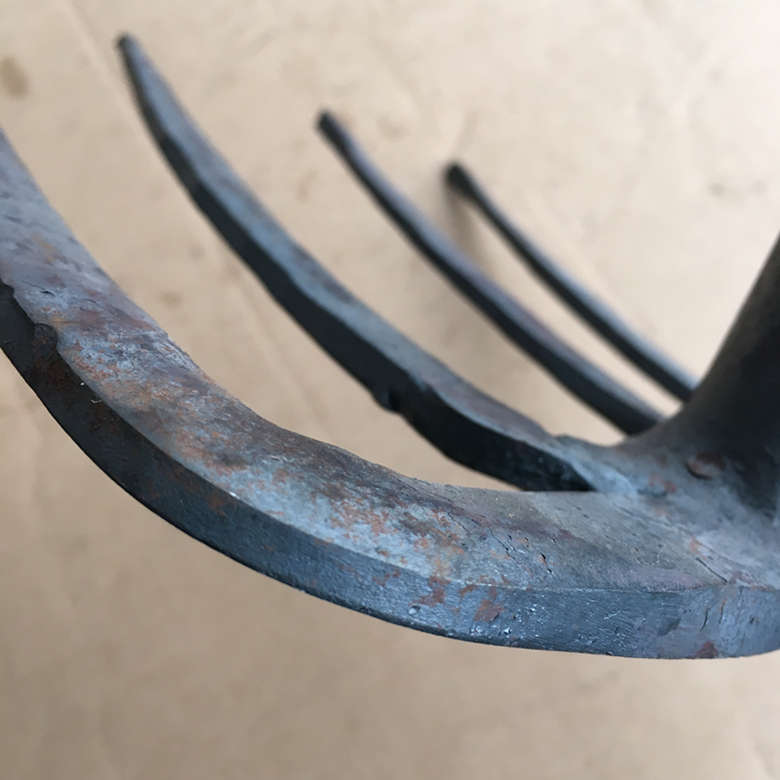 四齿耙三齿二齿钉耙子 松土栽培园艺农用工具 四丁四齿叉锄头包邮