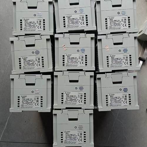 议价FX5U-80MT/ES，成色充新功能包好顺丰包邮