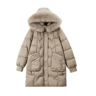 鸭鸭羽绒服中老年女款2025年妈妈装中长款狐狸毛领宽松保暖外套J