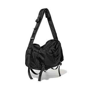 livebox旅行大容量斜挎包男运动健身包机能单肩包背包男包男士