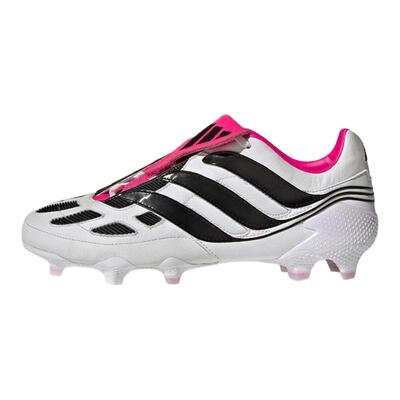 阿迪达斯高端FG真草足球鞋