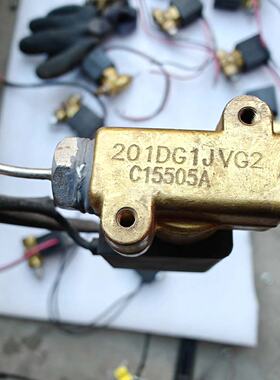 派克电磁阀 201DG1GVG2、496751C2，拆机，电