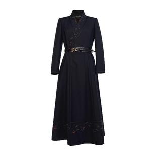 浒城古娘新款精致刺绣黑色收腰长袖新中式国风战袍连衣裙女款春秋